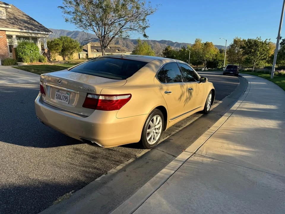 2007 Lexus LS 4th Gen - Image 3 of 10