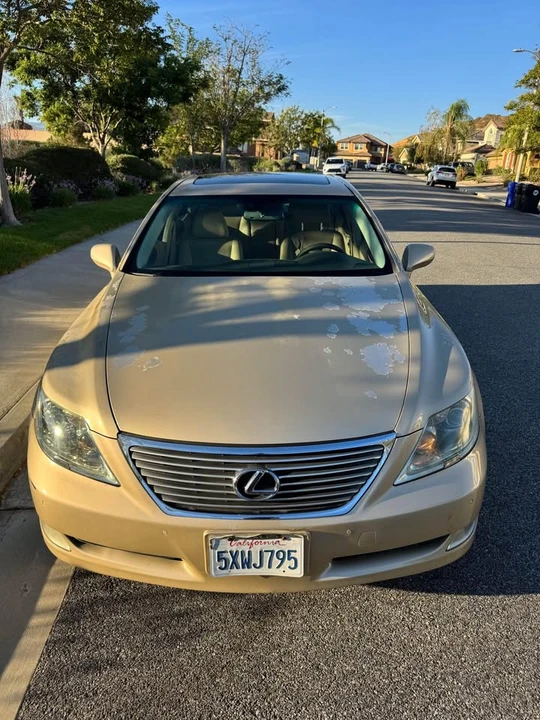 2007 Lexus LS 4th Gen - Image 5 of 10