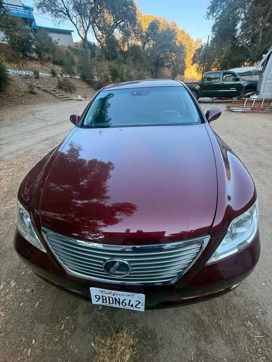 2007 Lexus LS 4th Gen - Image 3 of 8