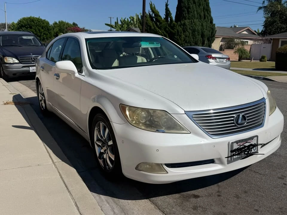 2007 Lexus LS 4th Gen - Image 3 of 8