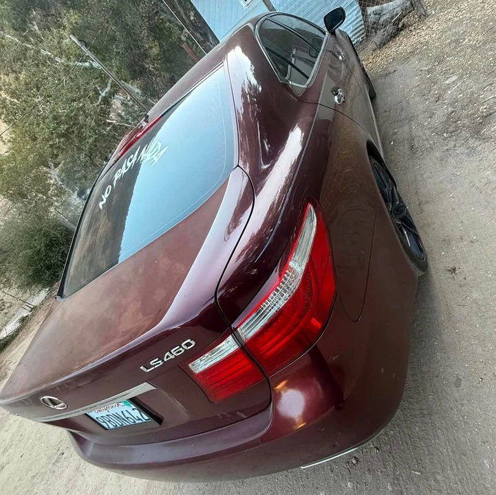 2007 Lexus LS 4th Gen - Image 5 of 8