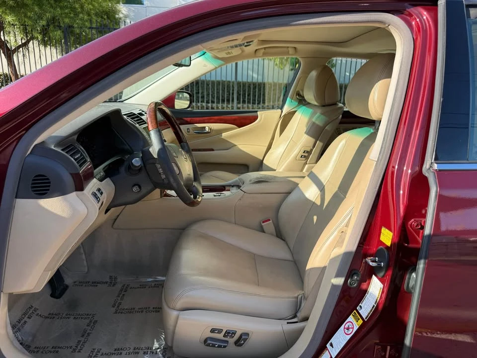 2007 Lexus LS 4th Gen - Image 10 of 17