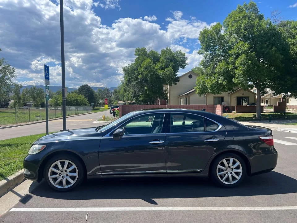 2007 Lexus LS 4th Gen - Image 3 of 12