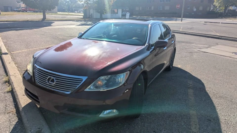 2007 Lexus LS 4th Gen - Image 2 of 10