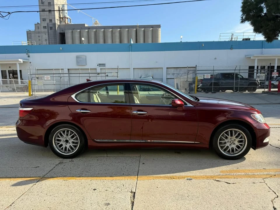 2007 Lexus LS 4th Gen - Image 5 of 17