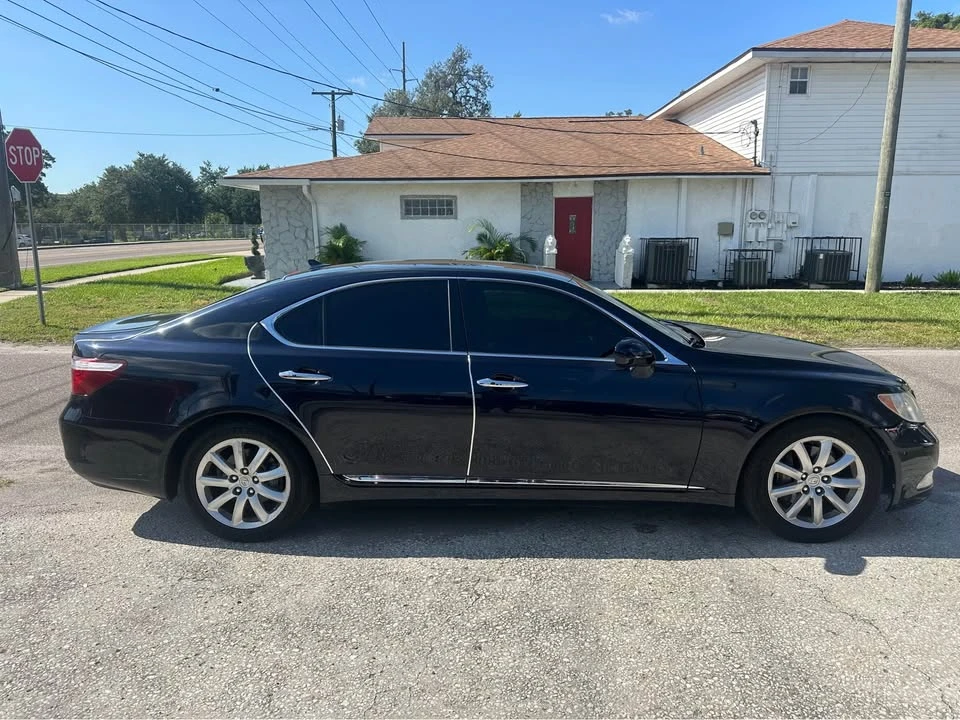 2007 Lexus LS 4th Gen - Image 8 of 12