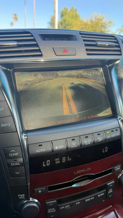 2007 Lexus LS 4th Gen - Image 12 of 16