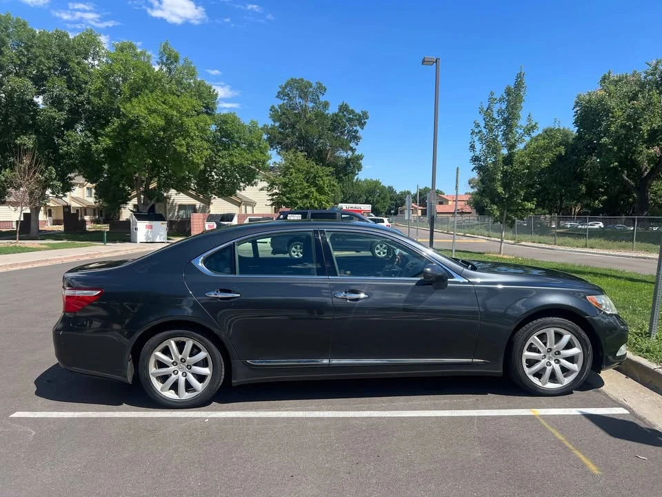 2007 Lexus LS 4th Gen - Image 2 of 12