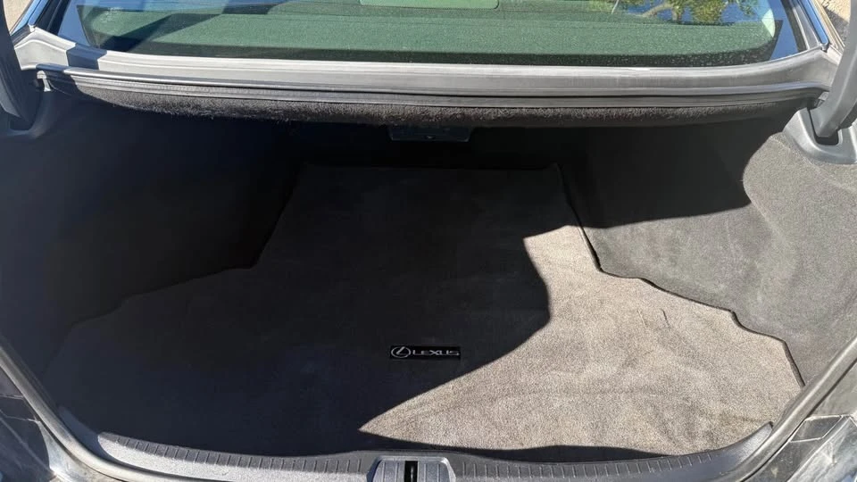 2007 Lexus LS 4th Gen - Image 15 of 16