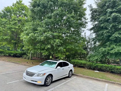 2007 Lexus LS 460 Sedan 4D