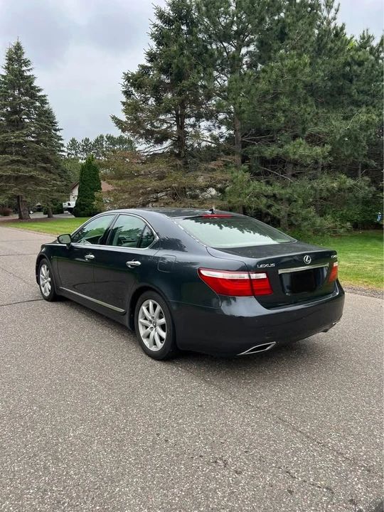 2007 Lexus LS 4th Gen - Image 6 of 19