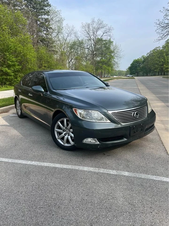 2007 Lexus LS 4th Gen - Image 4 of 15
