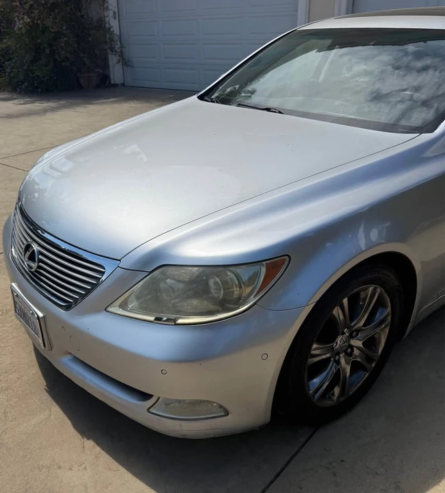 2007 Lexus LS 4th Gen - Image 2 of 18