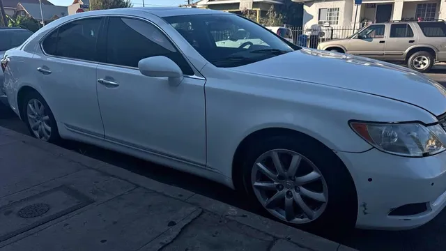 2007 Lexus LS 460 Sedan 4D