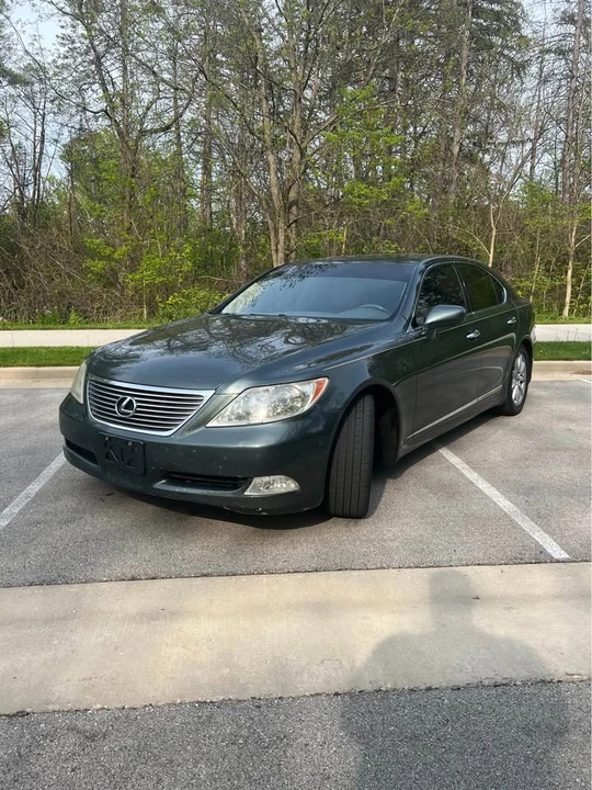 2007 Lexus LS 4th Gen - Image 3 of 15