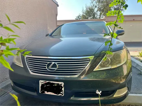 2007 Lexus LS 460 Sedan