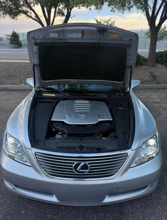 2007 Lexus LS 4th Gen - Image 7 of 15