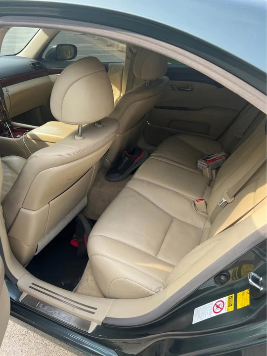2007 Lexus LS 4th Gen - Image 11 of 15