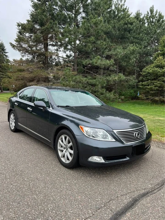 2007 Lexus LS 4th Gen - Image 16 of 19
