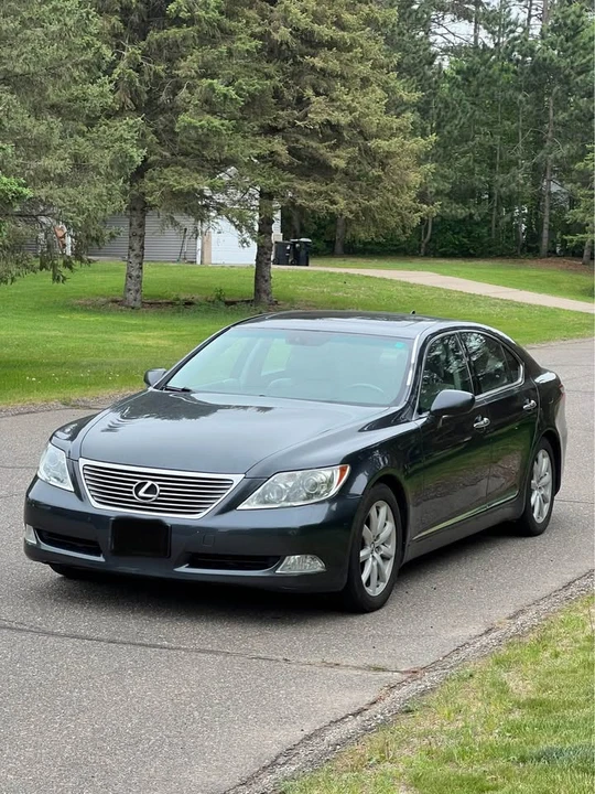 2007 Lexus LS 4th Gen - Image 18 of 19