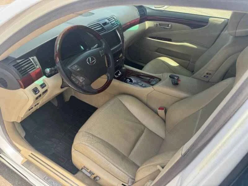 2007 Lexus LS 4th Gen - Image 12 of 20