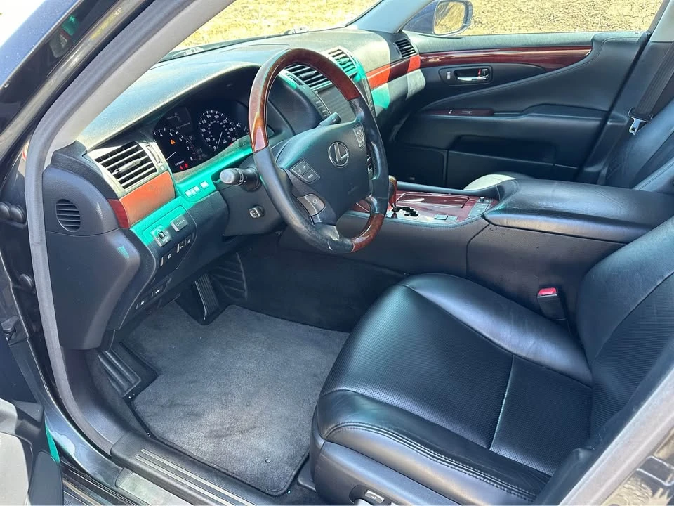 2007 Lexus LS 4th Gen - Image 6 of 10