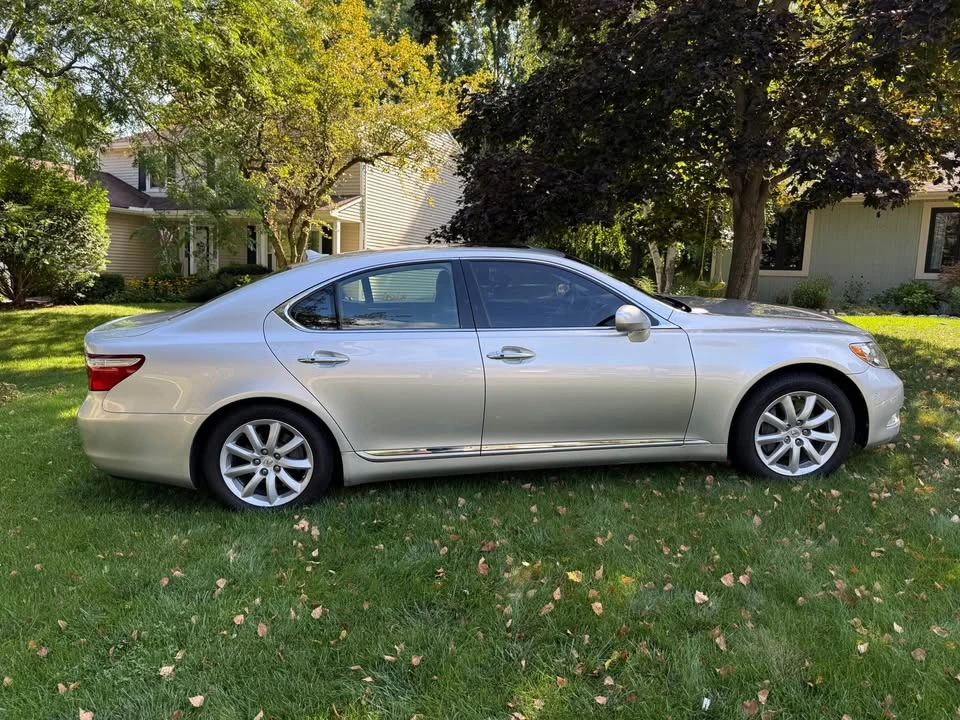 2007 Lexus LS 4th Gen - Image 7 of 20
