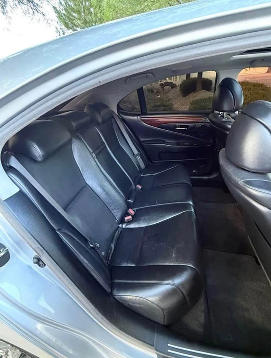 2007 Lexus LS 4th Gen - Image 14 of 15