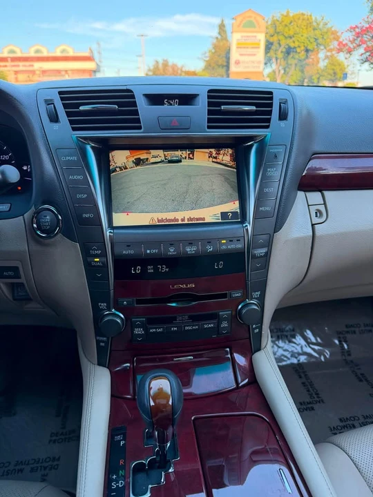 2007 Lexus LS 4th Gen - Image 7 of 12