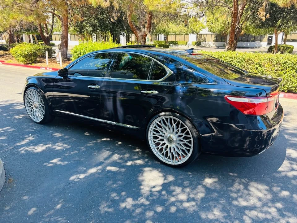 2007 Lexus LS 4th Gen - Image 3 of 8
