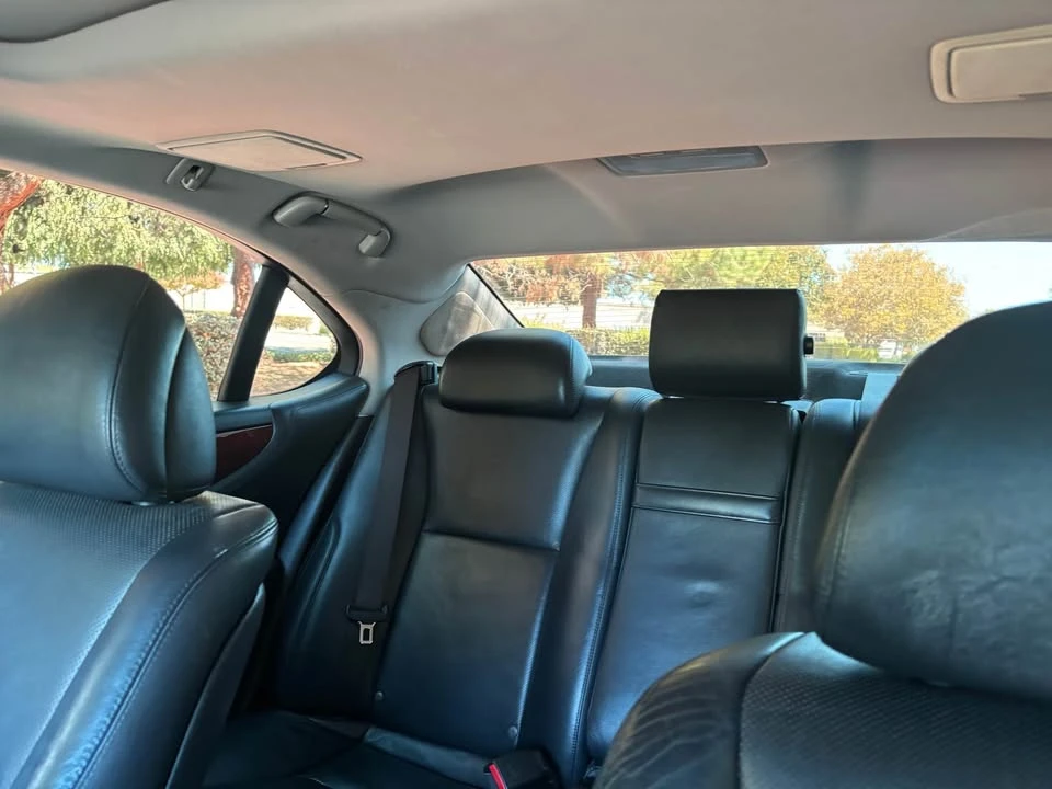 2007 Lexus LS 4th Gen - Image 8 of 8
