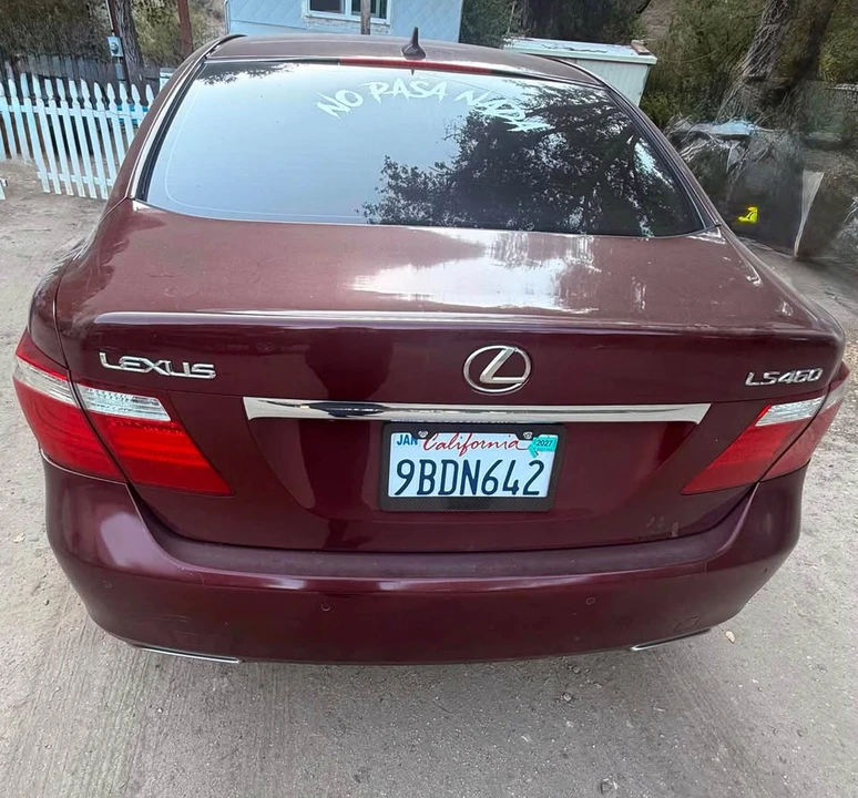2007 Lexus LS 4th Gen - Image 5 of 7