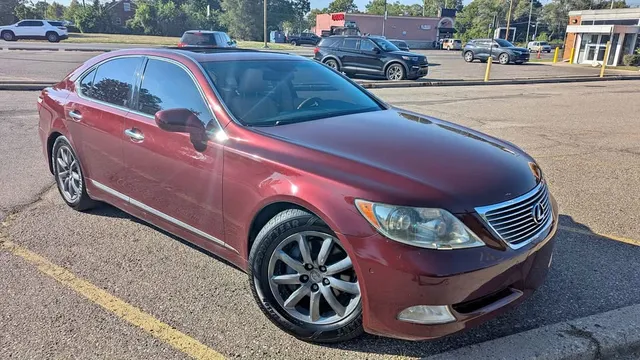 2007 Lexus LS 460 Sedan 4D