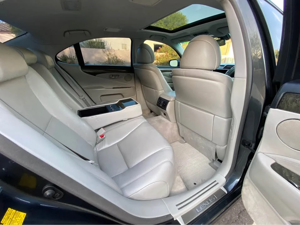 2007 Lexus LS 4th Gen - Image 19 of 20