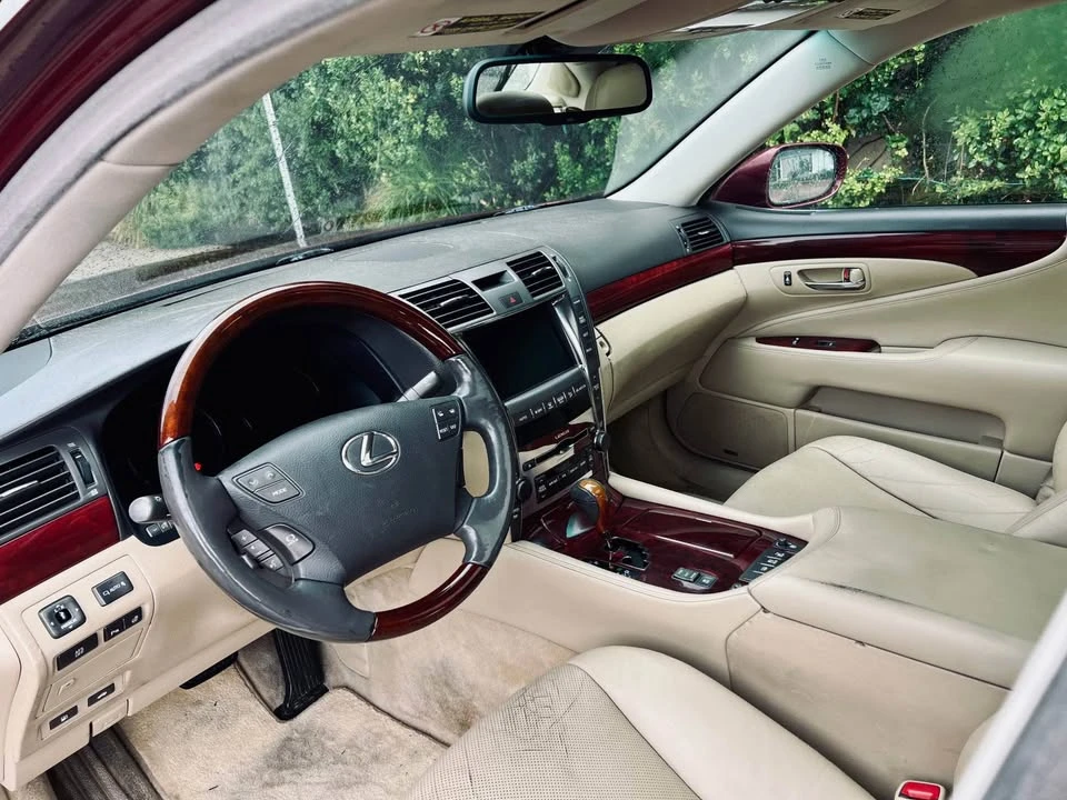 2007 Lexus LS 4th Gen - Image 8 of 12