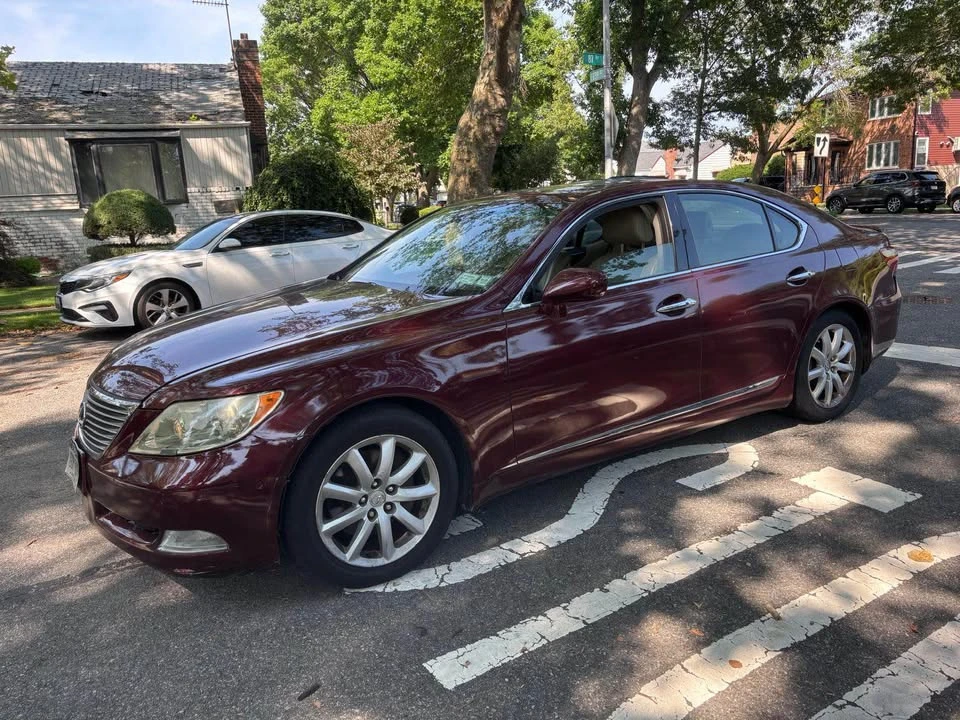2007 Lexus LS 4th Gen - Image 5 of 18