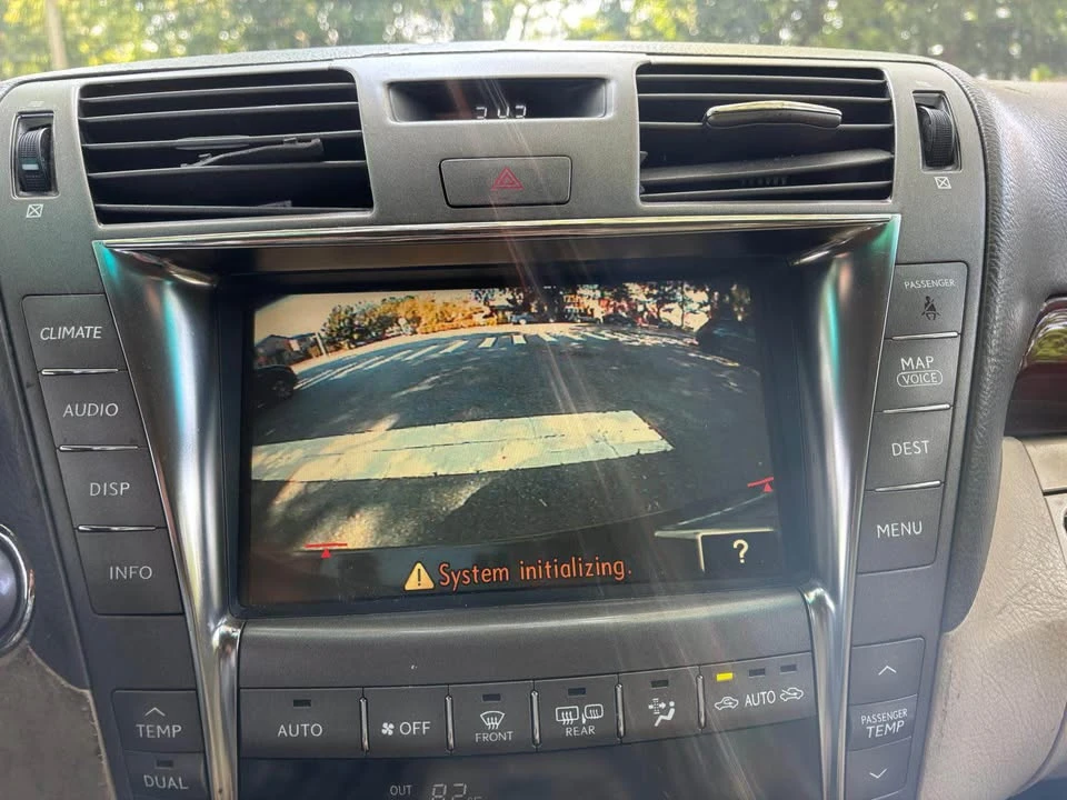 2007 Lexus LS 4th Gen - Image 17 of 18