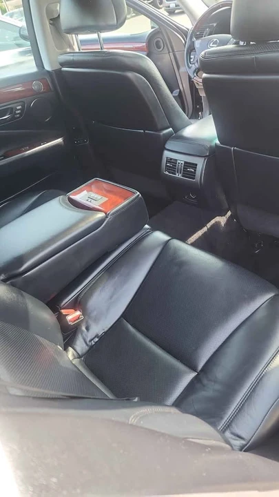 2007 Lexus LS 4th Gen - Image 7 of 11
