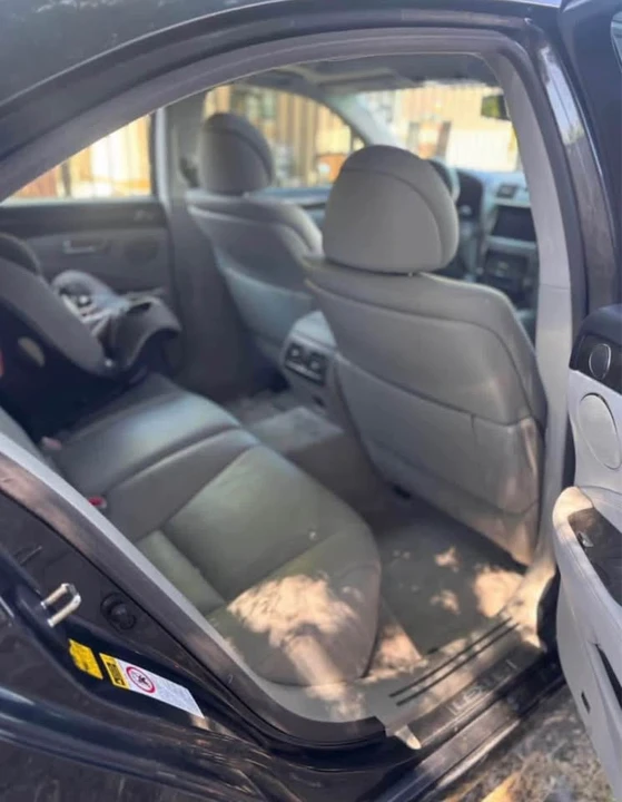 2007 Lexus LS 4th Gen - Image 7 of 8