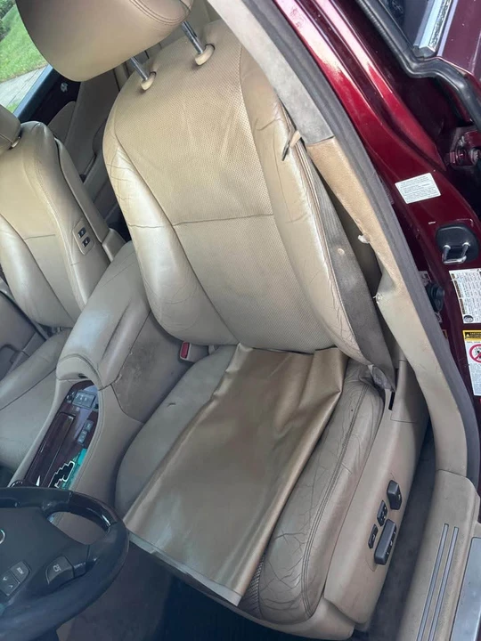2007 Lexus LS 4th Gen - Image 11 of 18