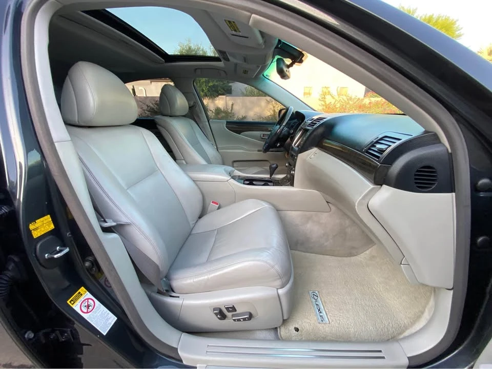 2007 Lexus LS 4th Gen - Image 12 of 20