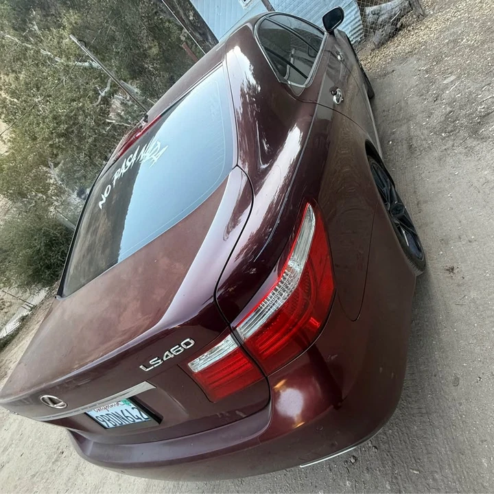 2007 Lexus LS 4th Gen - Image 8 of 10