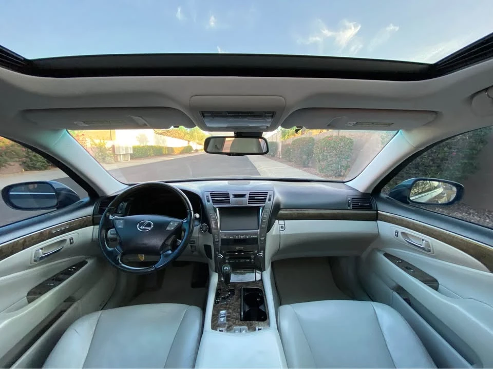 2007 Lexus LS 4th Gen - Image 15 of 20