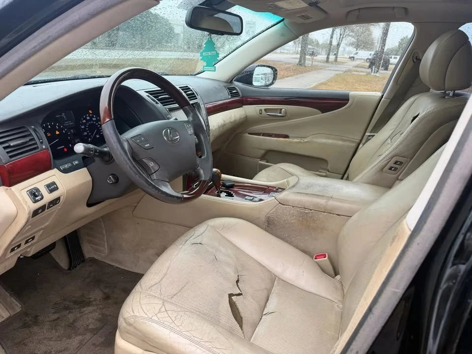 2007 Lexus LS 4th Gen - Image 10 of 14
