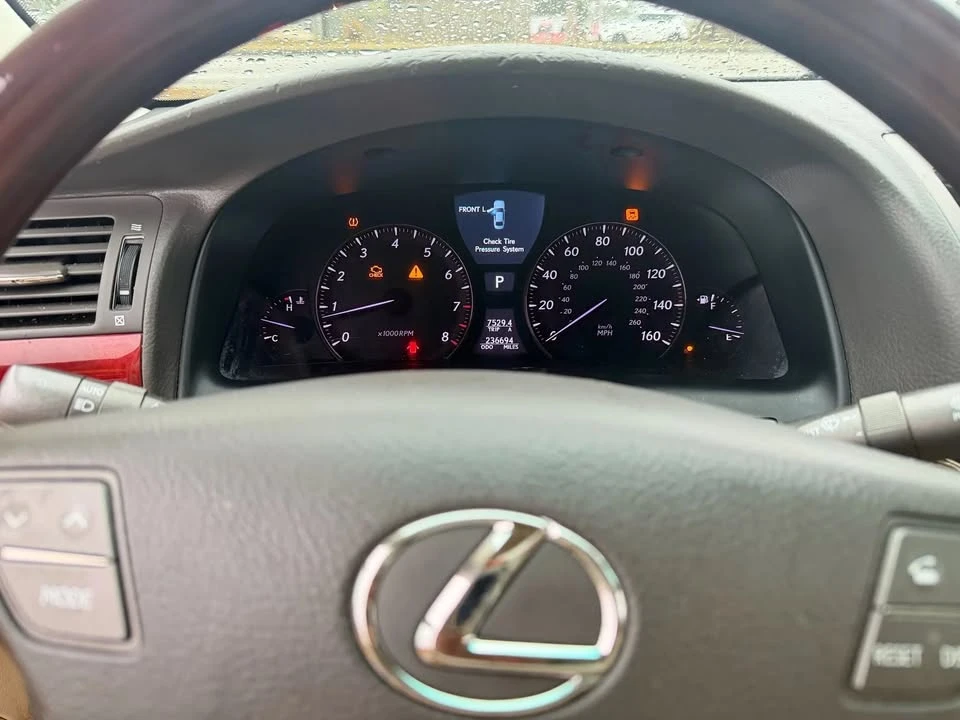 2007 Lexus LS 4th Gen - Image 8 of 14