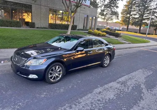 2007 Lexus LS 460 Sedan 4D