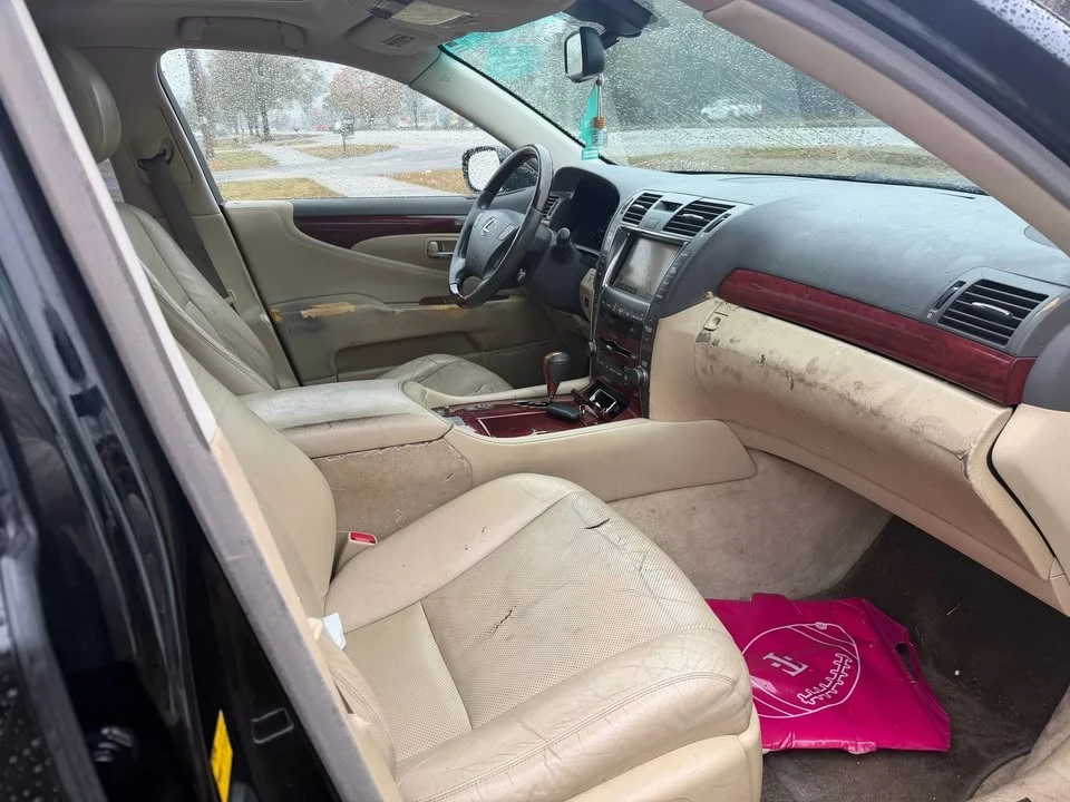 2007 Lexus LS 4th Gen - Image 14 of 14