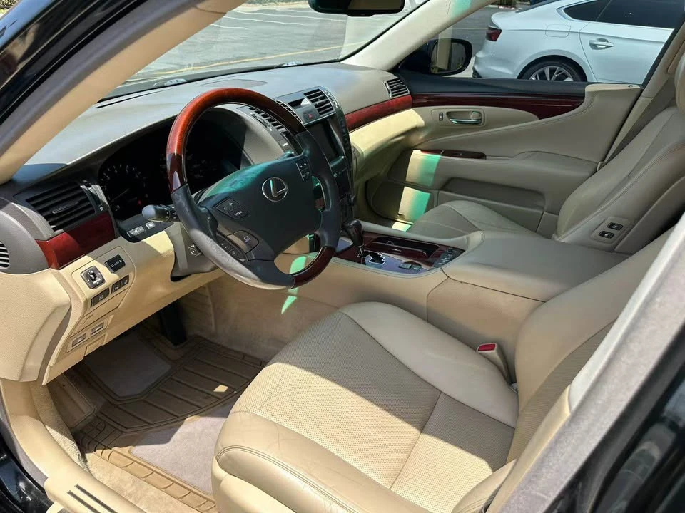 2007 Lexus LS 4th Gen - Image 6 of 9