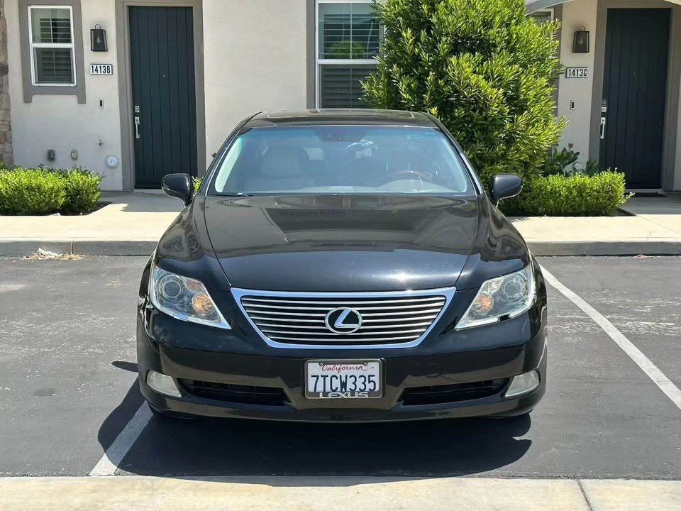 2007 Lexus LS 4th Gen - Image 2 of 9