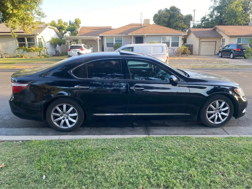 2007 Lexus LS 4th Gen - Image 5 of 19